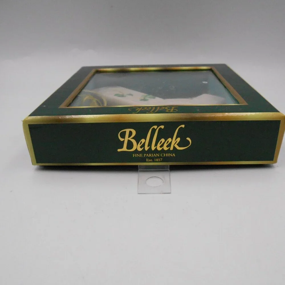 BELLEEK MADE IN IRELAND ST. KIERAN'S CROSS ORNAMENT DECORATIVE HOLIDAY (1) - Picture 6 of 10